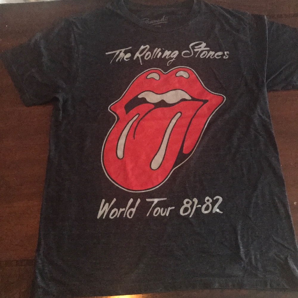 The rolling stone shirt size medium